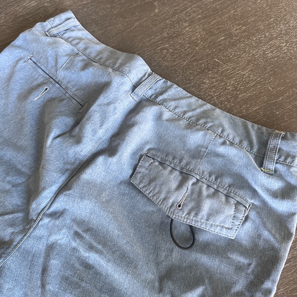 Tommy Bahama Men’s Relax Board Shorts - Picture 4 of 5